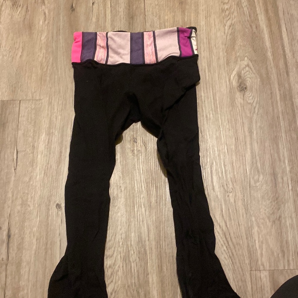 Lululemon cropped leggings with colorful waistband
